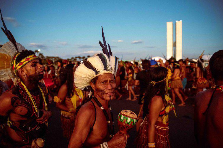 Indigenous marchers in front of the National Congress of Brazil